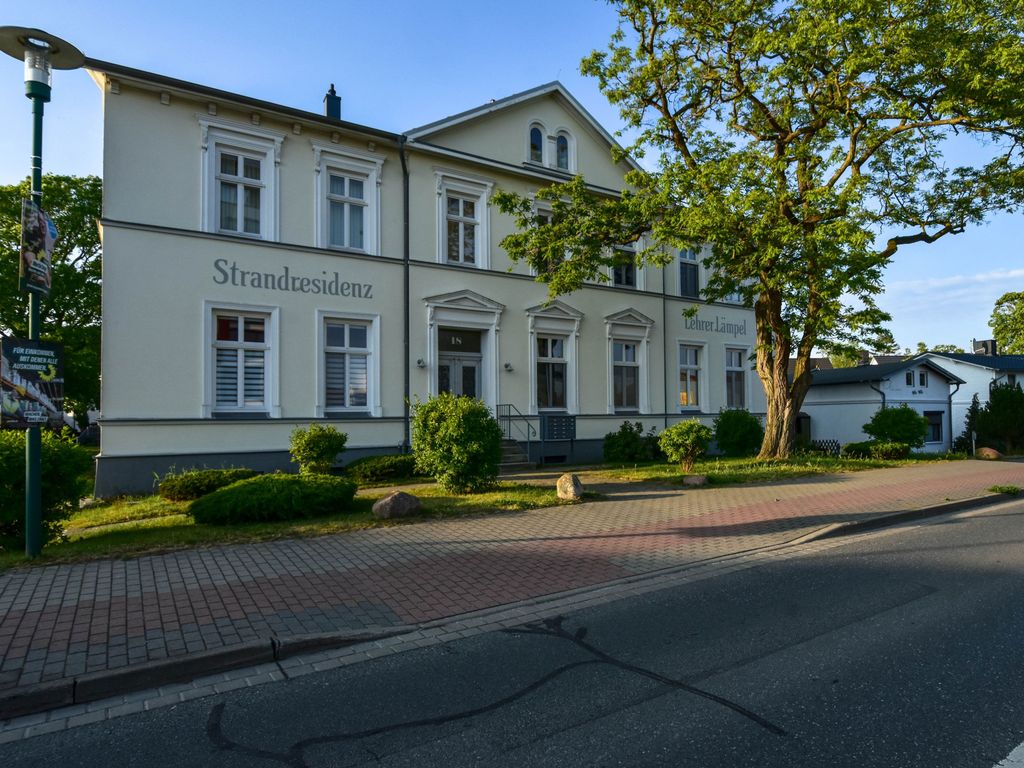 Aussenansicht Ferienwohnung Lehrer Lämpel Nr. 1 unten links nur 5 Minuten zum Strand