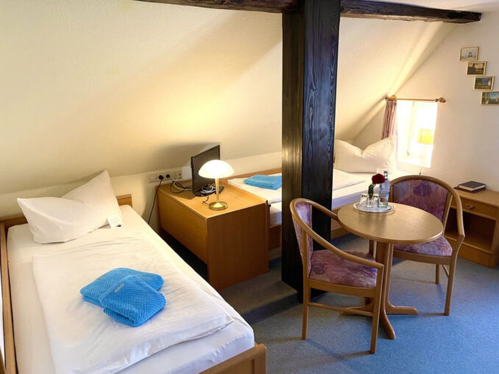 Zweibettzimmer - Beispieleinrichtung