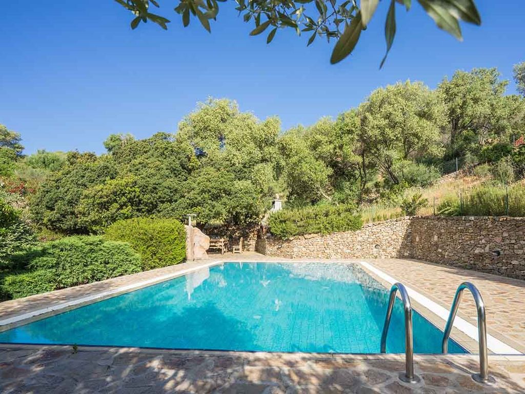 Ferienhaus mit Pool und Meerblick - Nr. 115/1