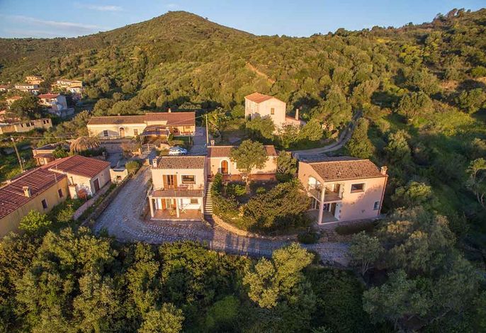 Komfortable Villa mit Pool und Meerblick - Nr. 115/2
