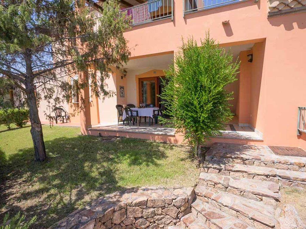 Smeralda-Villa mit Pool und Meerblick - Nr. 119A