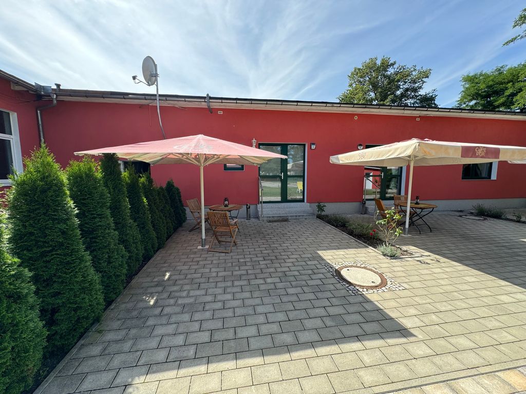 Eingang über die Terrasse