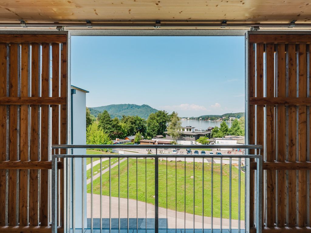 Terrasse mit Seeblick