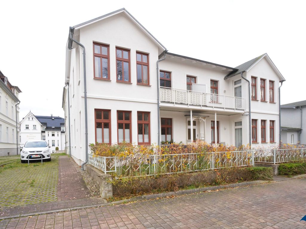Außenansicht Gartenhaus der Villa Frieda