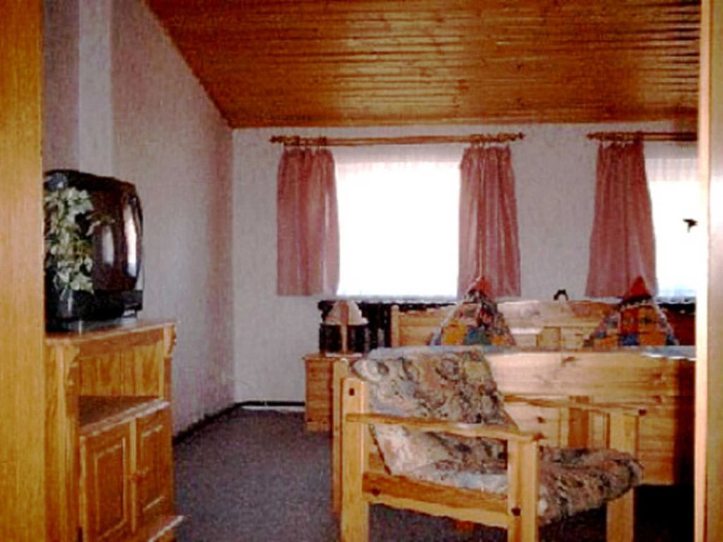 1 Ferienwohnung in Lohme   WE15583 für . 2-4 Personen