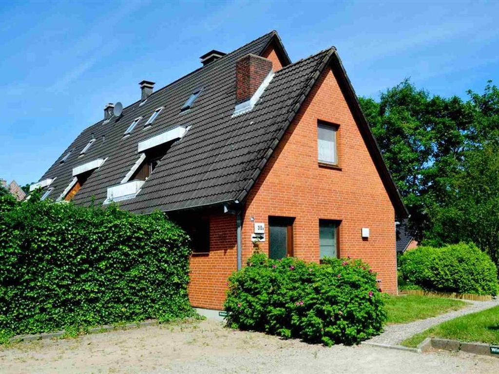 Aussenansicht vom Parkplatz
