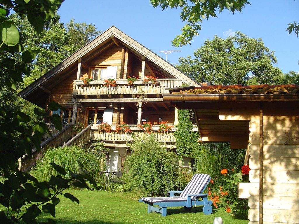 Holzblockhaus Westseite