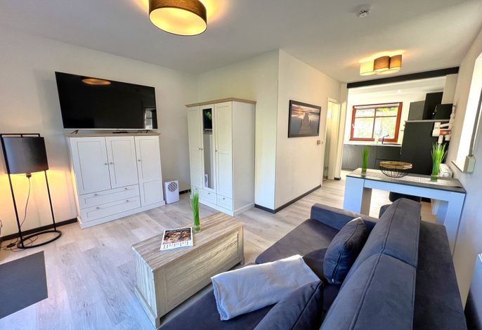 Apartment G35