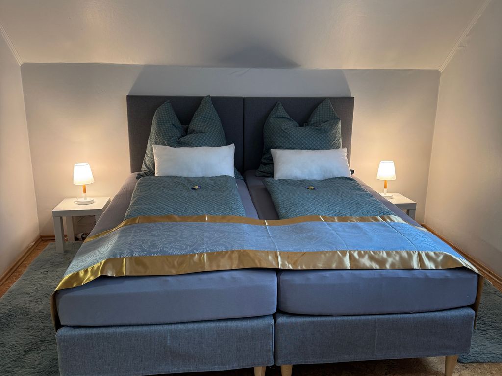 Schlafzimmer Betten können auch einzeln gestellt werden