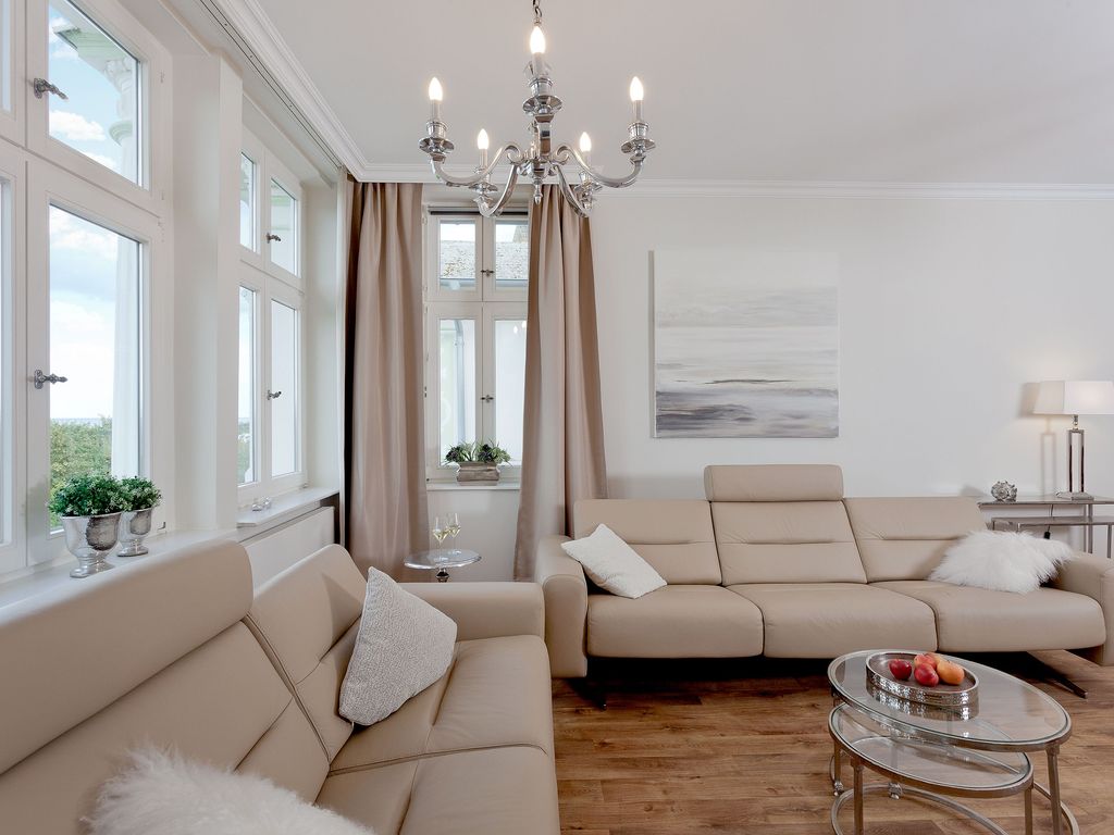Wohnzimmer mit Meerblick