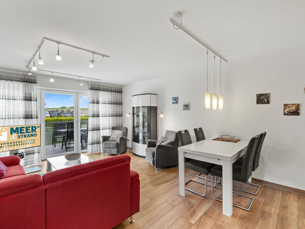 Wohnzimmer mit integriertem Küchenbereich