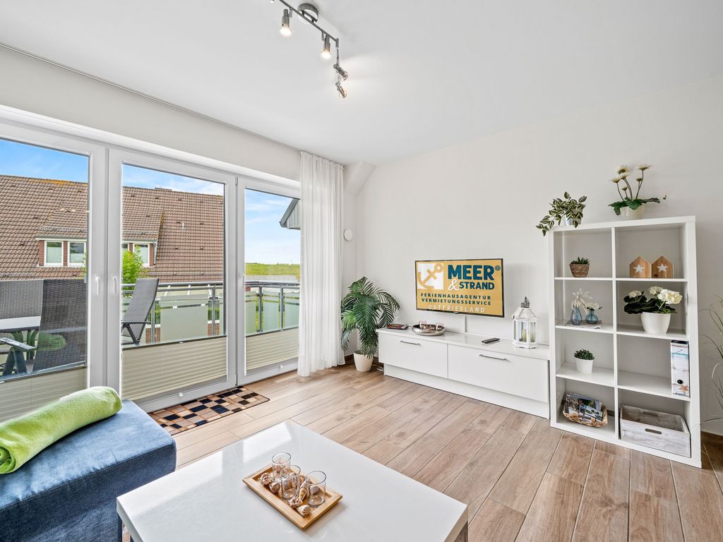 Wohnzimmer mit Balkon