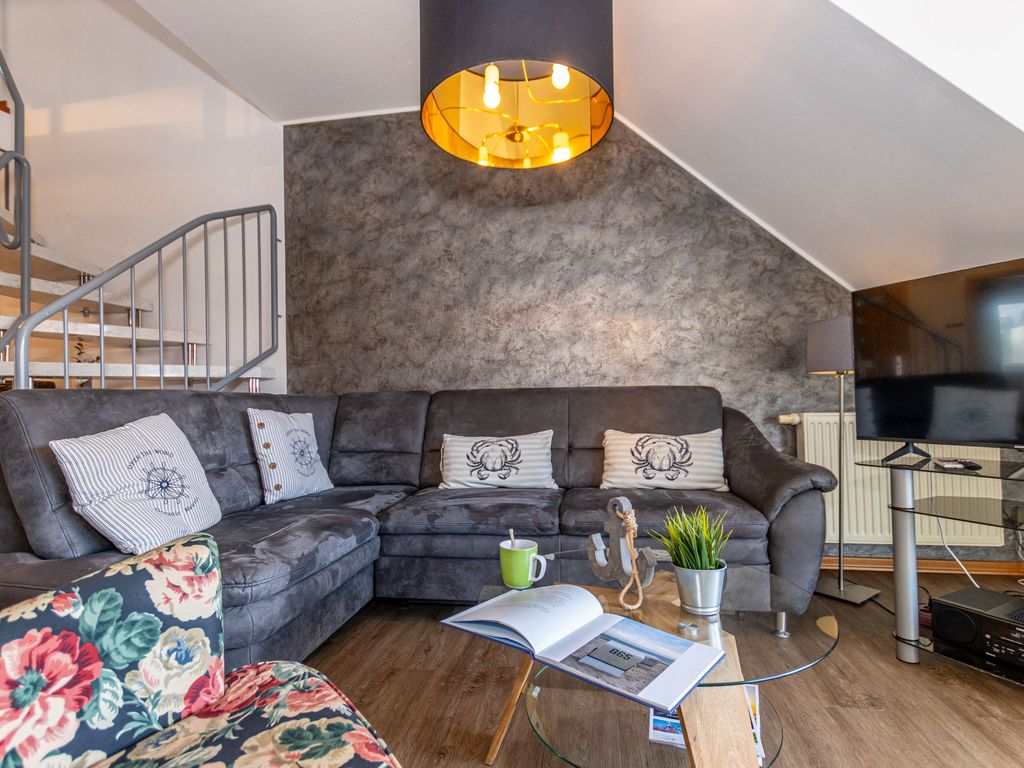 Wohnzimmer / Treppe