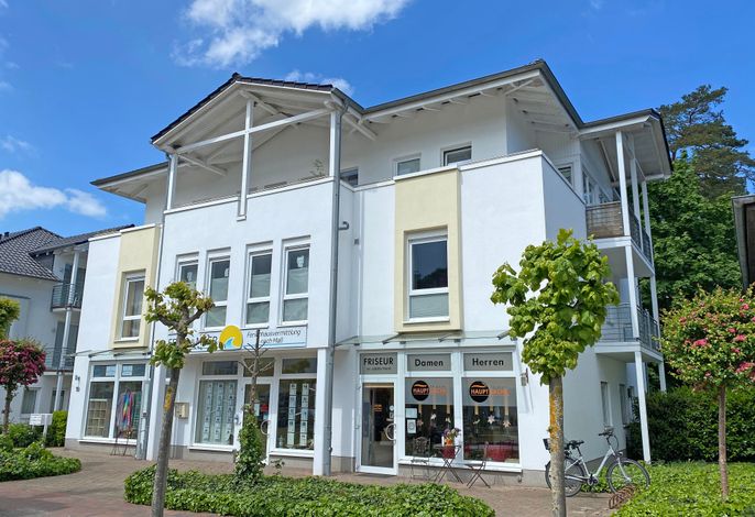 Villa Salus Whg 4 mit 2 Bädern, Balkon & Sky