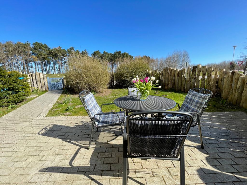 Terrasse mit Blick auf Ostseedeich