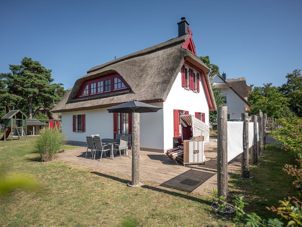 Aussenansicht und Terrasse