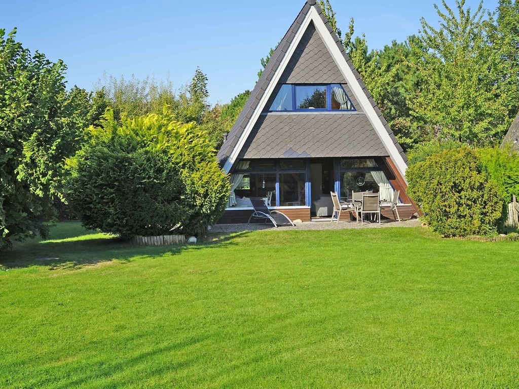 Zeltdachhaus in Strandnähe