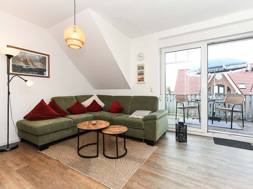 Wohnzimmer mit integriertem Küchenbereich