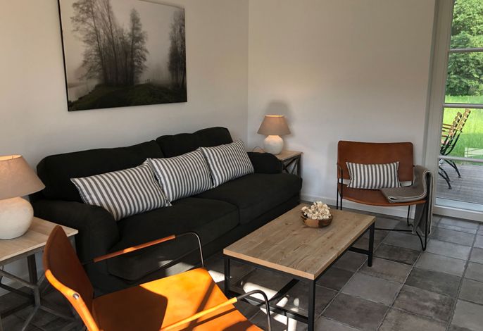 Ferienwohnung 3 (bis zu 4 Personen im Hofgebäude - EG)