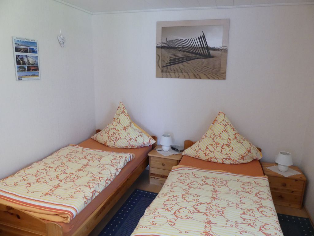 1. Schlafzimmer: Zweibett