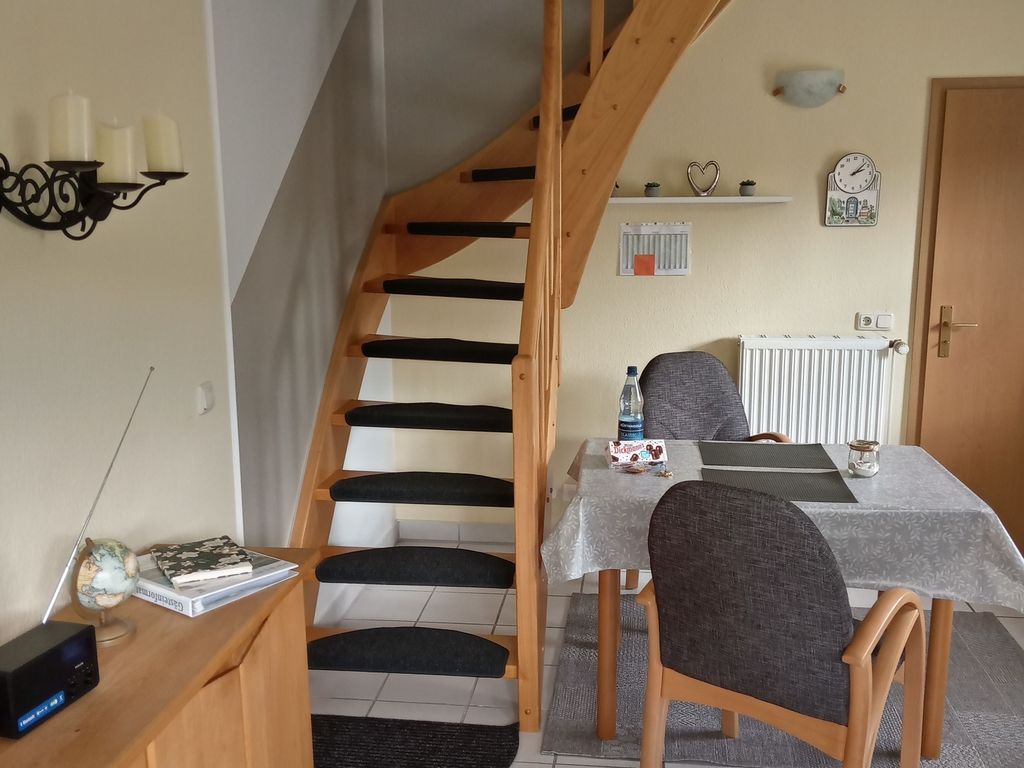 Treppe ins Obergeschoss