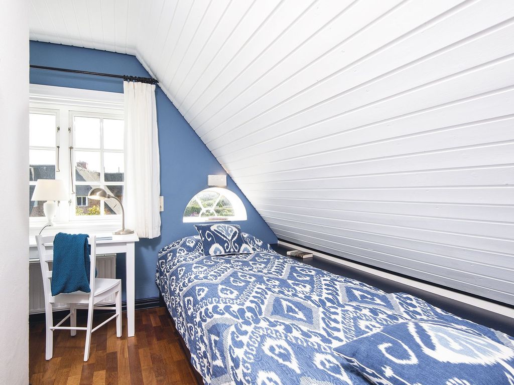 Einzelschlafzimmer in friesischblau