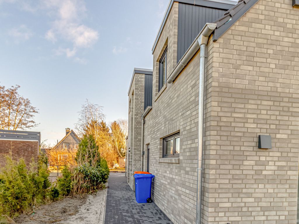 Ruhig gelegenes und ultra modernes Appartmenthaus in Bensersiel, nur wenige Minuten zu Fuß vom Strand entfernt und mit Blick auf ein wunderschönes Naturgebiet