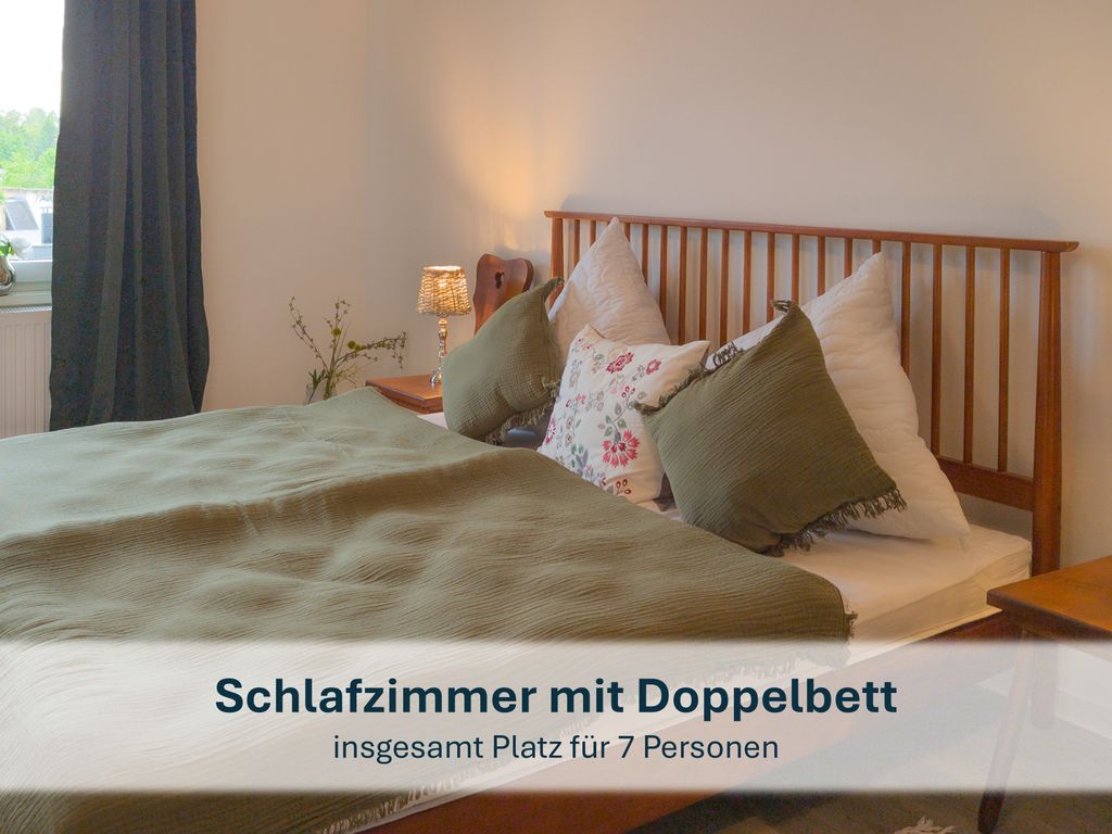 Helle, große Wohnung. Komplett neu! 4 Schlafzimmer.