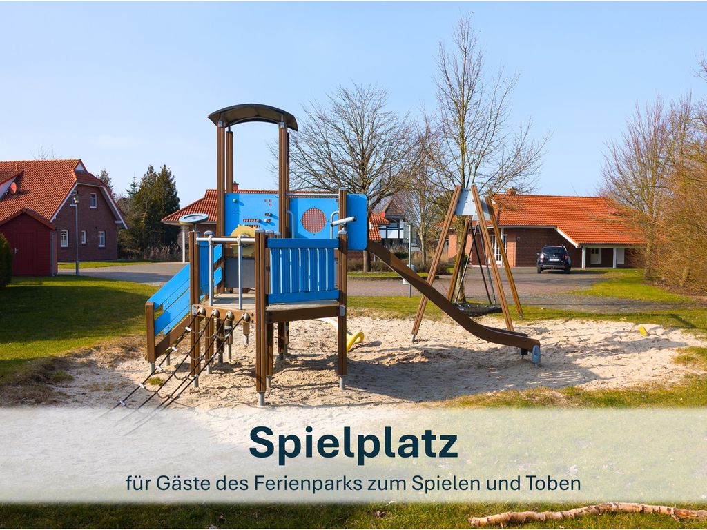 Öffentlicher Spielplatz direkt vor der Tür.
