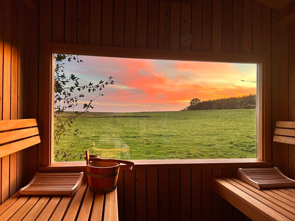 Gartensauna mit Panoramablick