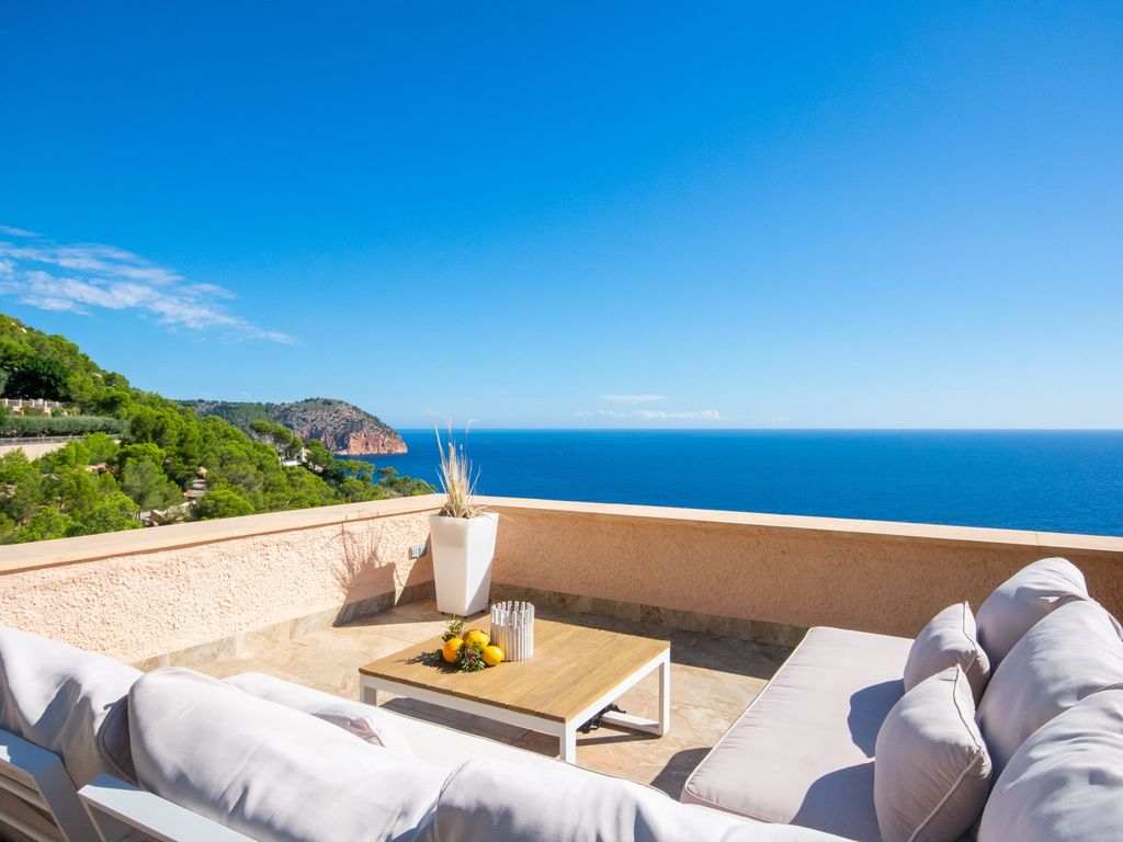 Sofas und Meerblick