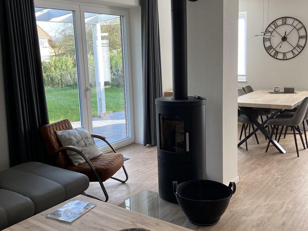 Wohnzimmer mit Kamin