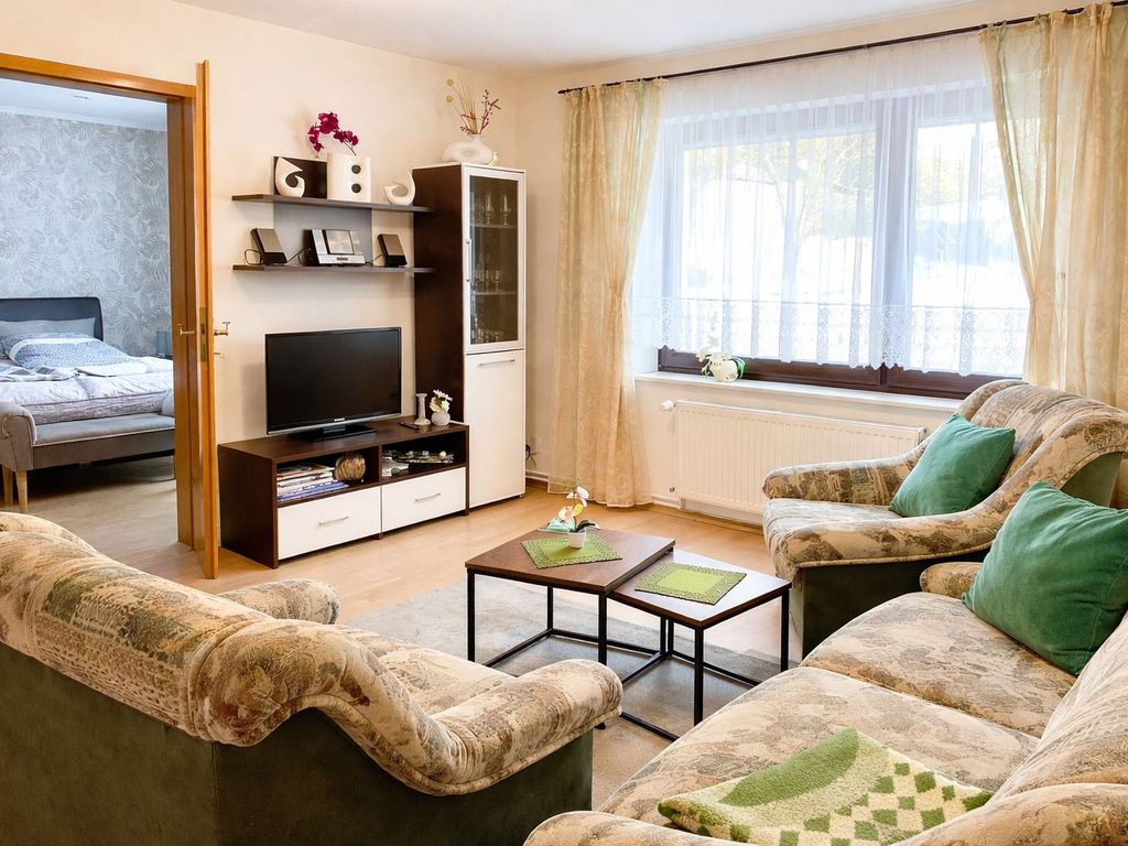 Ihr Urlaubswohnzimmer mit gemütlicher Couch