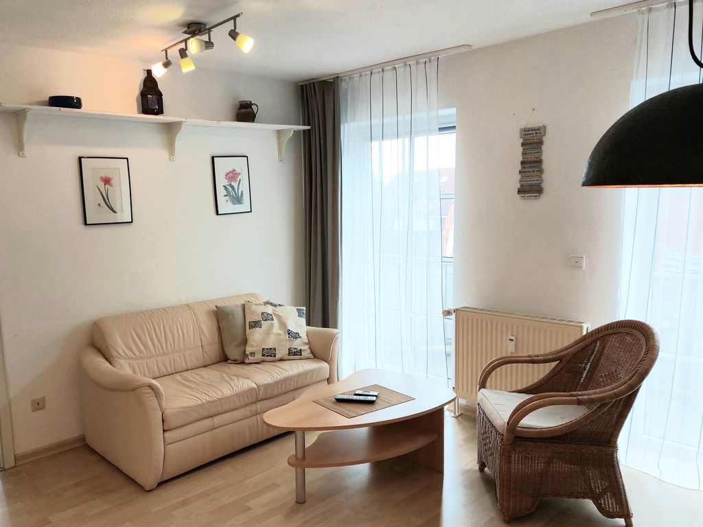 Wohnzimmer mit Ledercouch