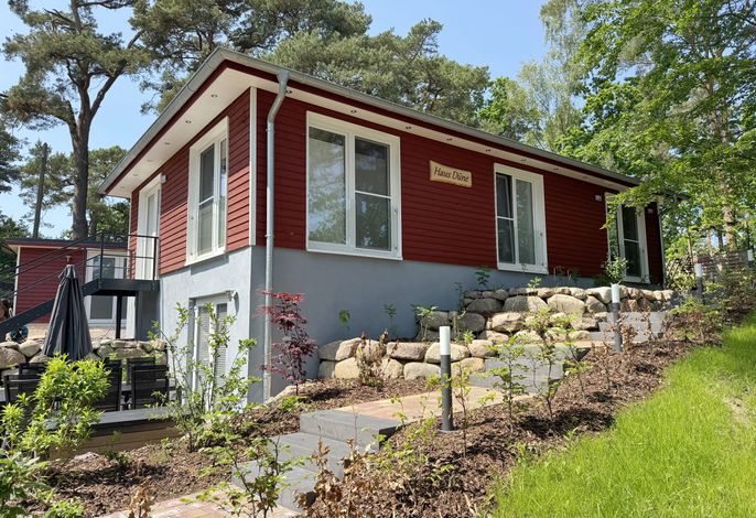Doppelhaushälfte Nr. 2 mit Terrasse & Sauna