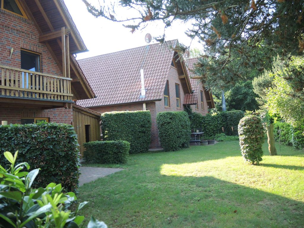 rechts hinten Terrasse Haus Gerry