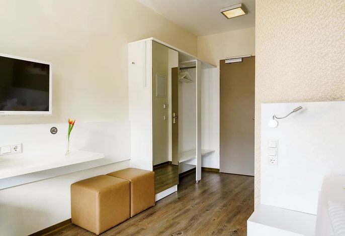 Doppelzimmer mit Balkon - rollstuhlgerecht