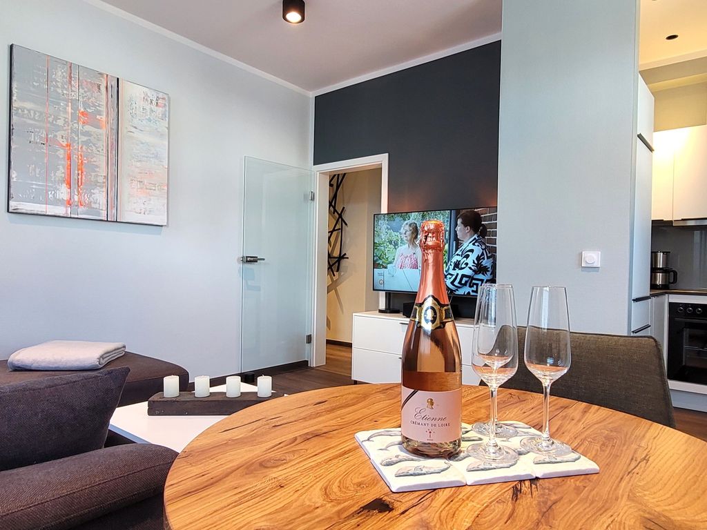 Wohnzimmer mit Küchenbereich