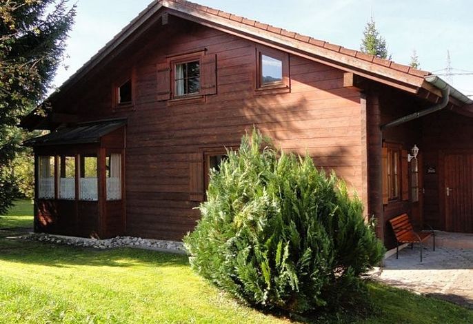 Ferienhaus in Holzbauweise mit großem Garten (B12a)