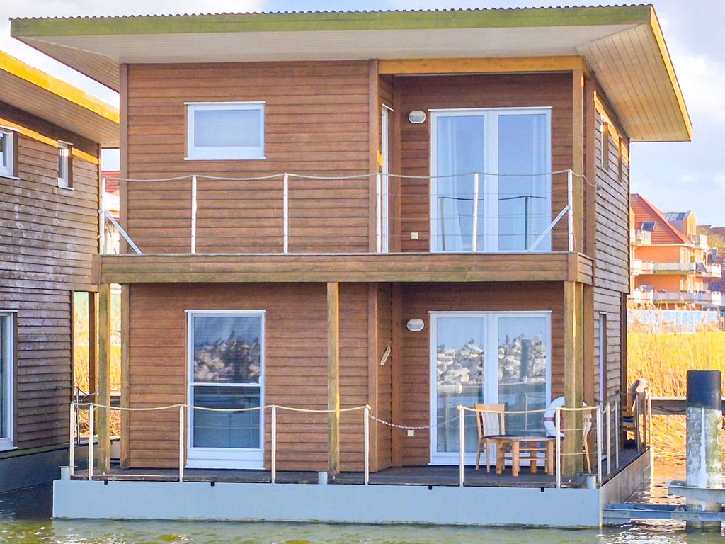 Blick auf das Floating House