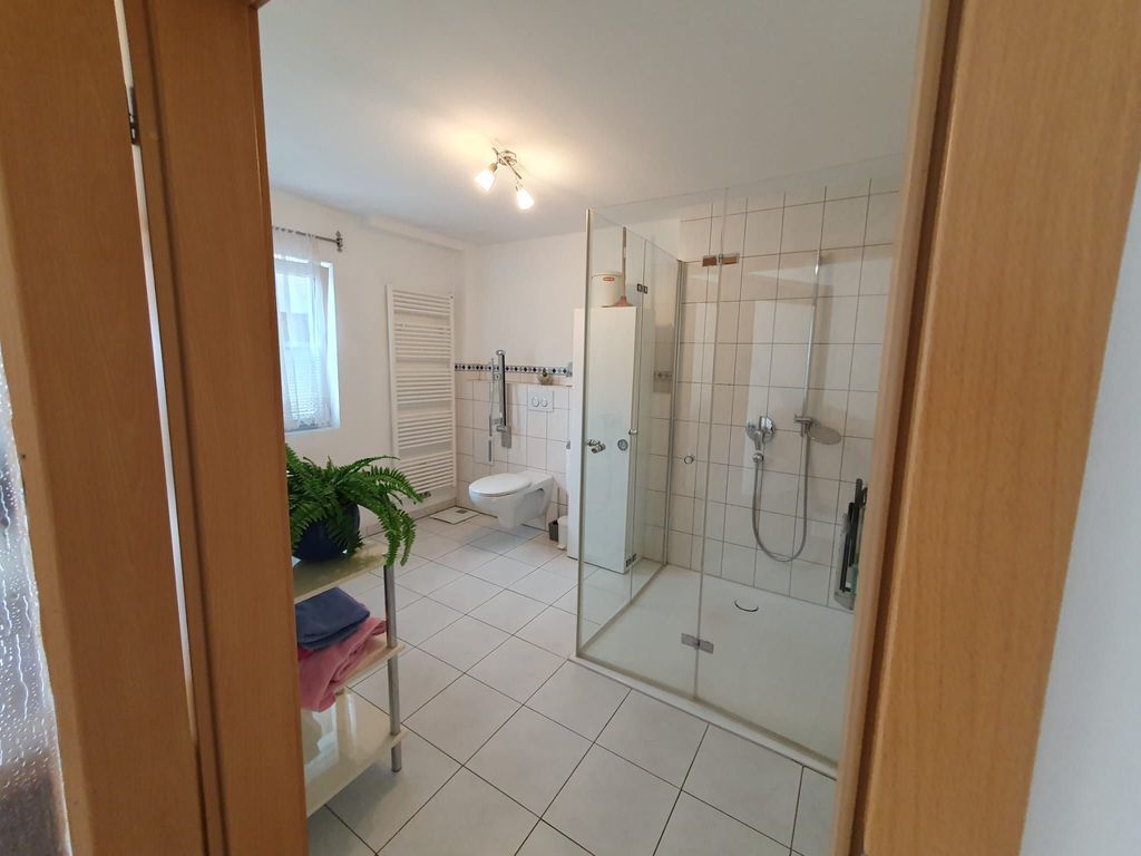 Blick ins Badezimmer