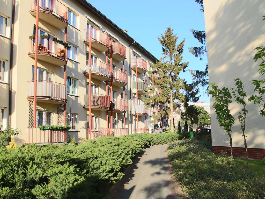 Malczewskiego (ML8/6)