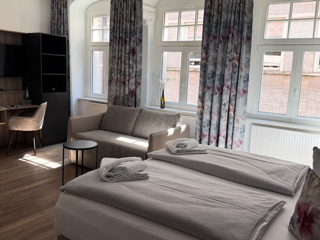 FAMILIEN-Zimmer