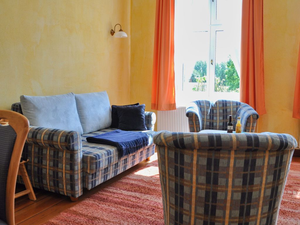 Apartment 02