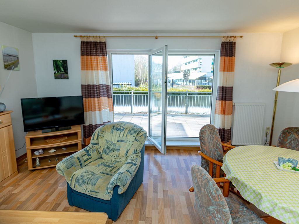 Wohnzimmer / Balkon