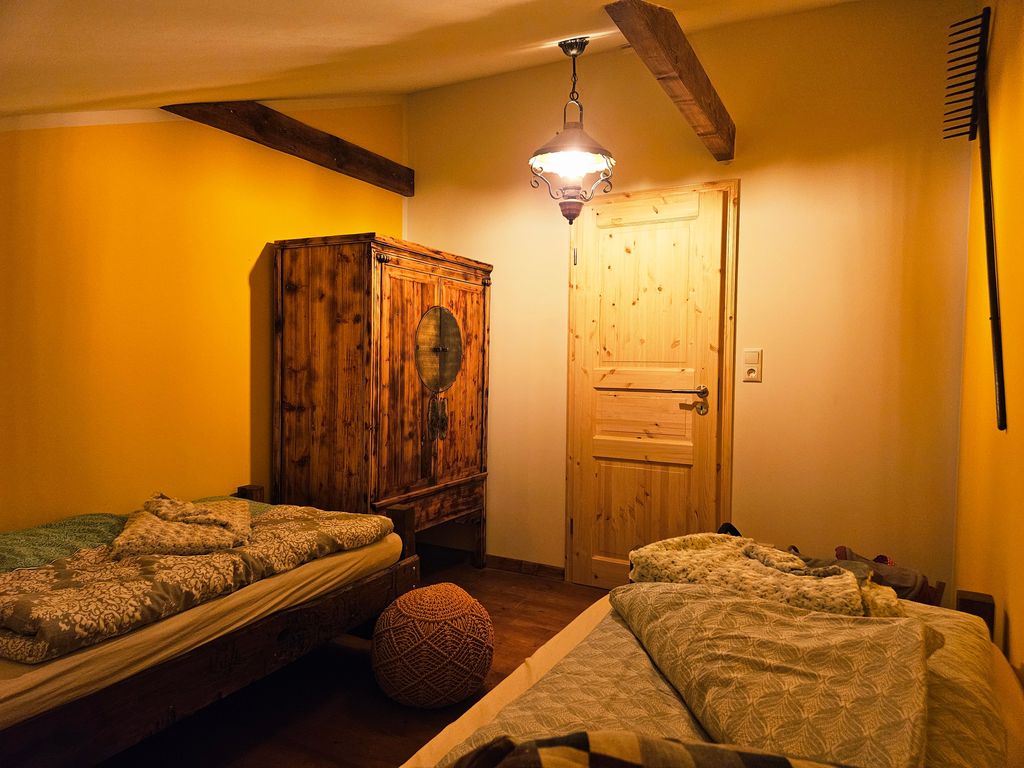 Schlafzimmer Gelb