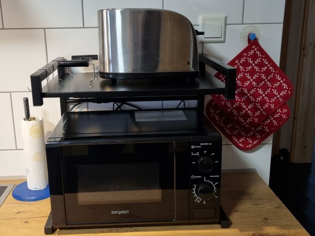 Mikrowelle und Toaster