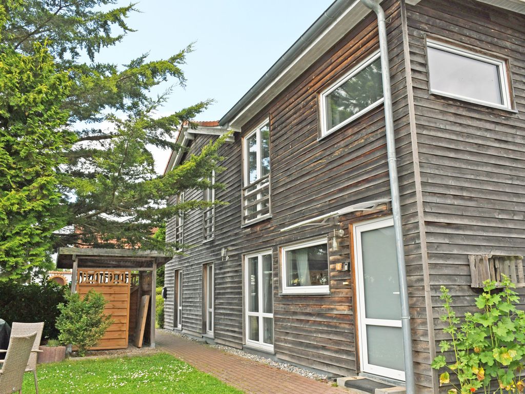 Ferienhaus mit Kamin u. Terrasse nahe dem Strelasund
