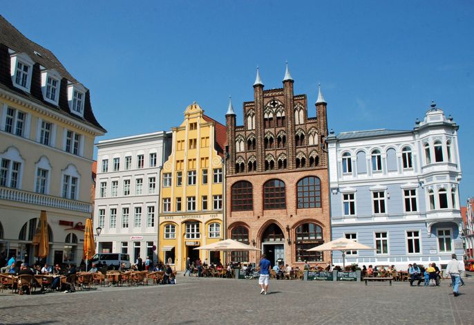 Photo großes Ferienhaus mit Kamin u. Terrasse nahe dem Strelasund 8