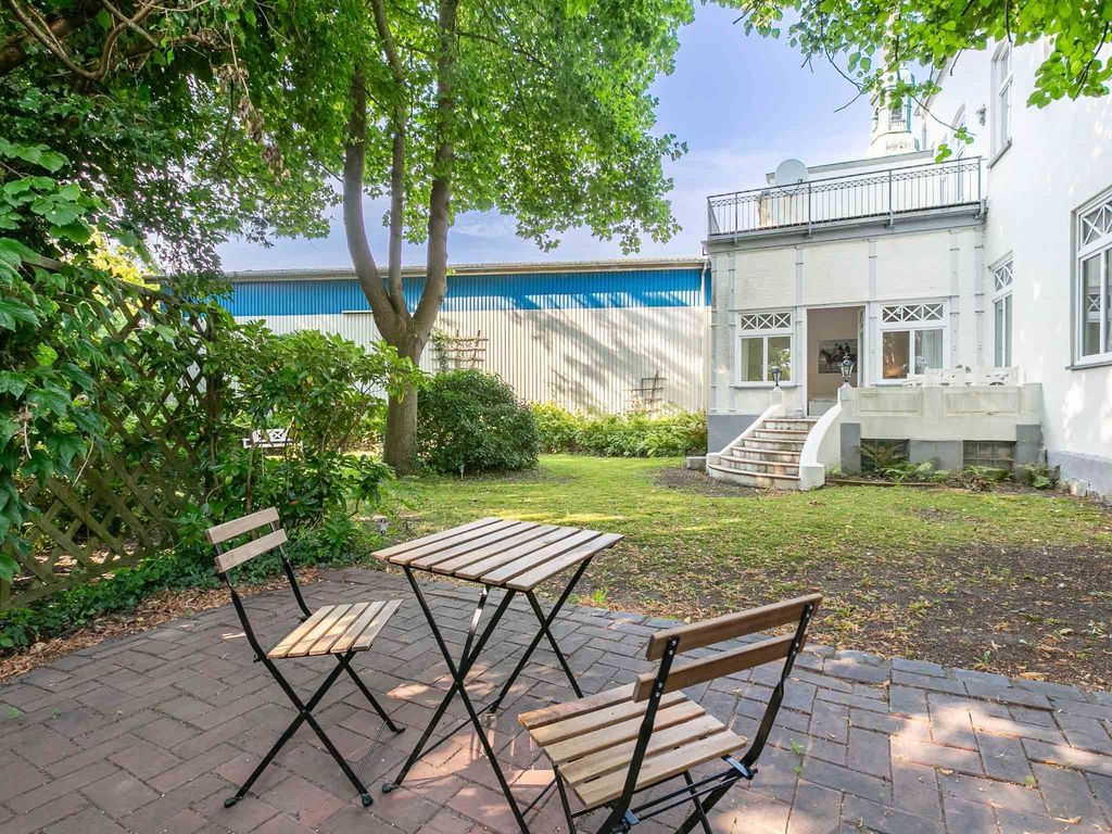 Sonnenfreisitz und Terrasse im Garten
